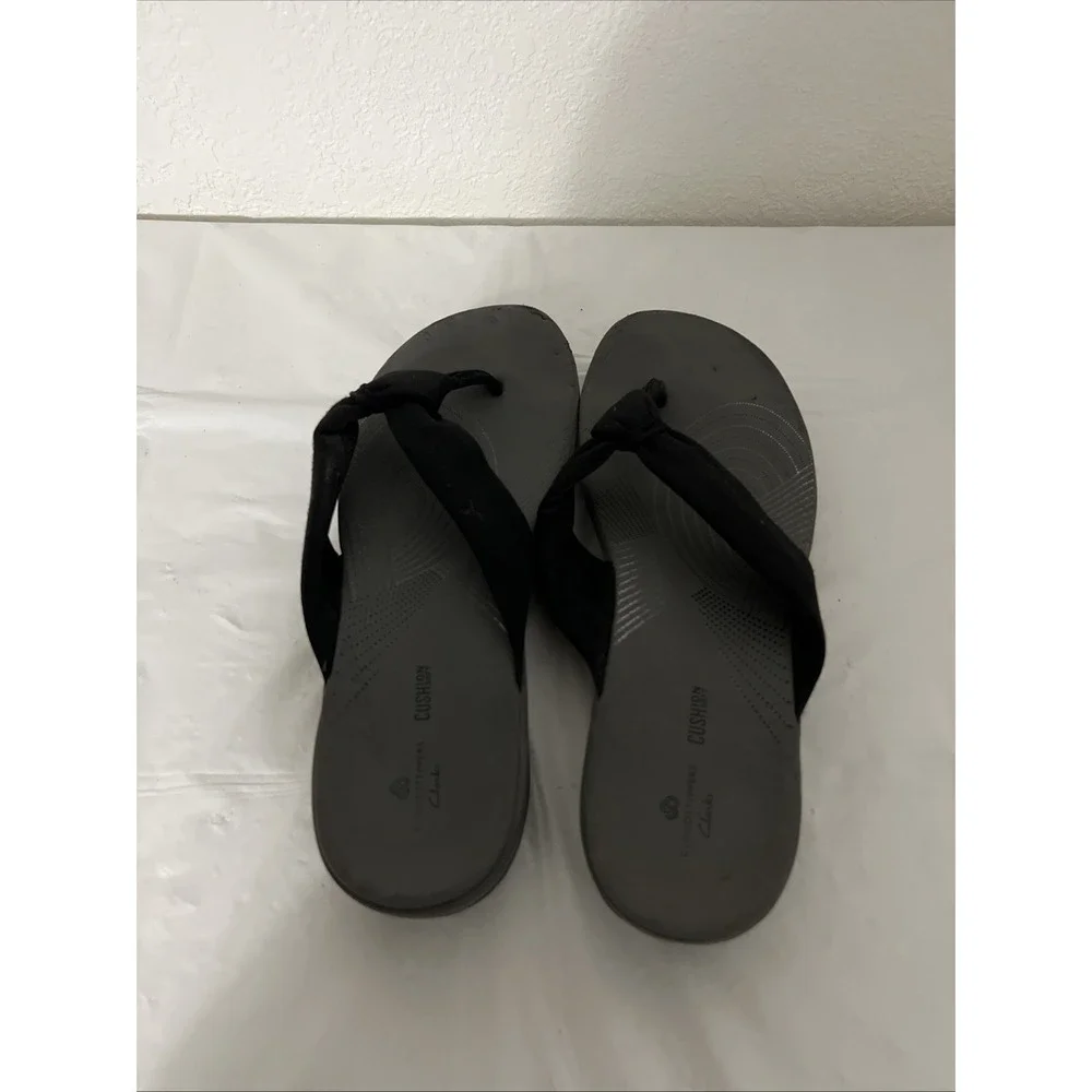 Cloudsteppers Clarks Arla Kaylie Black Fabric Thong Flip Flops Sz 9M Comfort